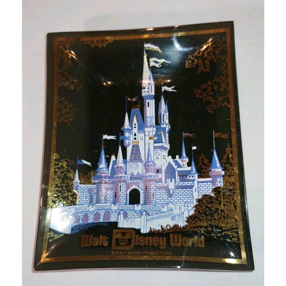 Walt Disney World Souvenir Smoke Glass Dish Vtg 70's CINDERELLA CASTLE Ash Tray